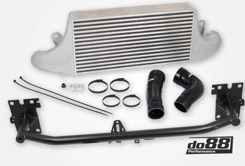 Zestaw intercoolera DO88 Audi RS3 8V/8Y, TTRS 8S