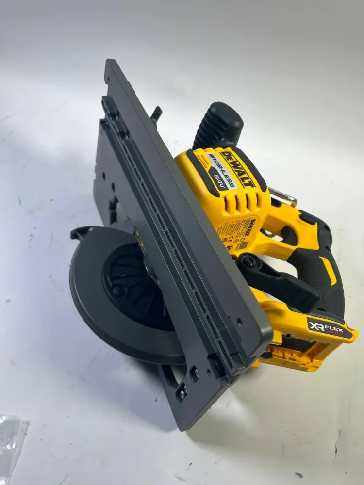 Akumulatorowa pilarka tarczowa DeWalt DCS 579 NT 54 V FlexVolt 190 mm bezszczotkowa + TSTAK - bez akumulatora, bez ładowarki