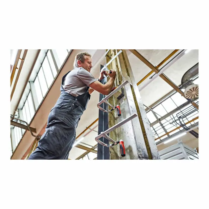 Ścisk śrubowy BESSEY GZ-KG wykonany w całości ze stali Szerokość mocowania 250 mm Występ 120 mm ( 4000831651 )