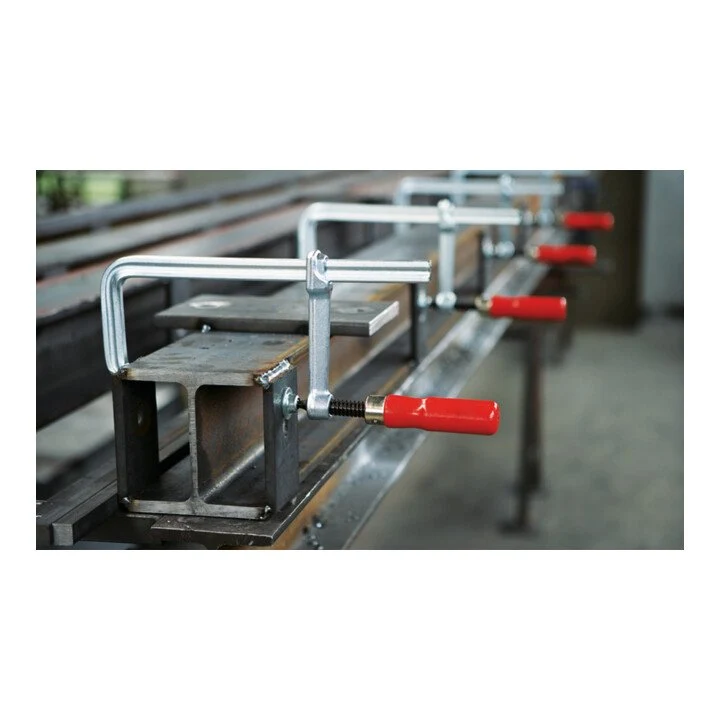 Zacisk śrubowy BESSEY classiX wykonany w całości ze stali Szerokość mocowania 300 mm Występ 140 mm ( 4000831594 )