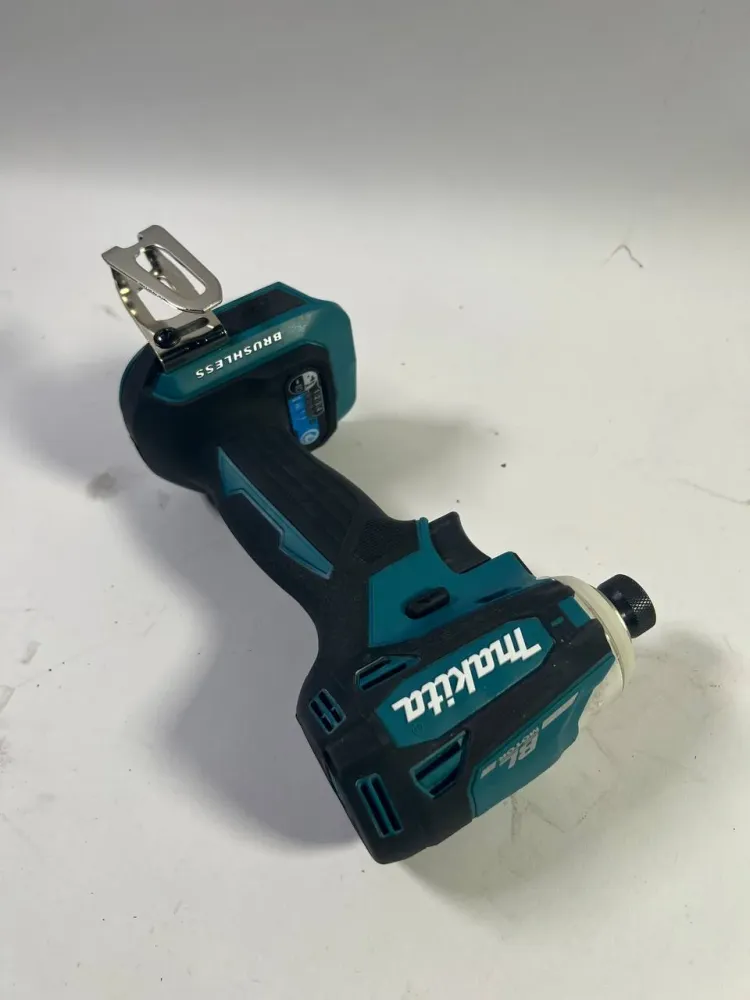 Makita DTD 172 Z Akumulatorowy klucz udarowy 18 V 180 Nm 1/4" Brushless Solo - bez akumulatora, bez ładowarki