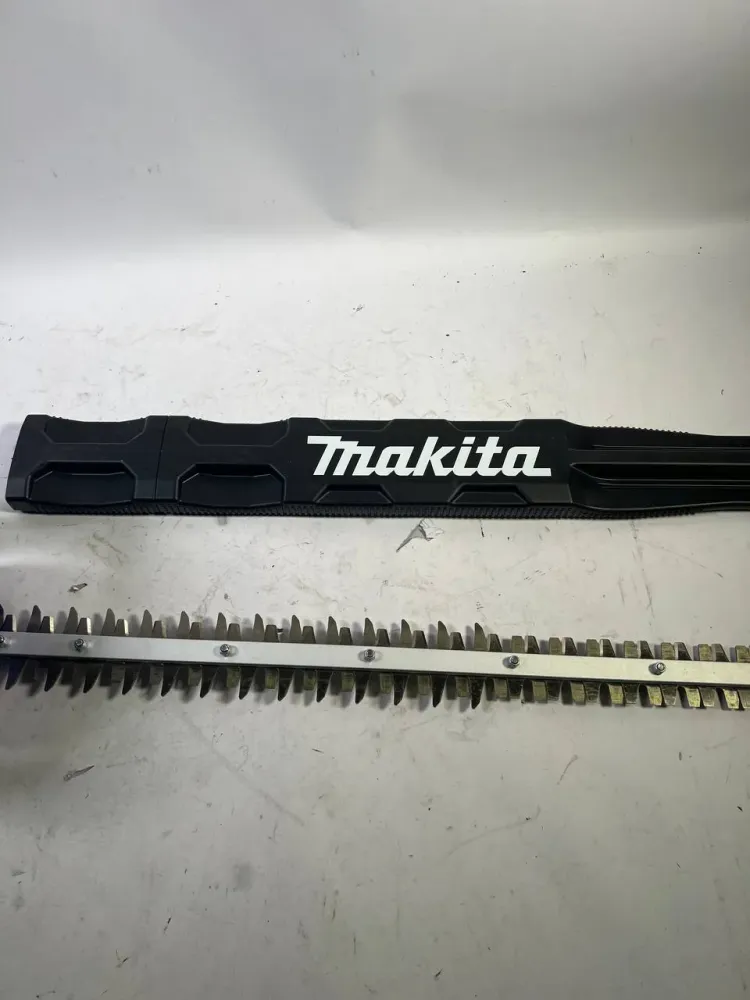 Makita DUH 607 Z Akumulatorowe nożyce do żywopłotu 18 V 60 cm solo - bez akumulatora, bez ładowarki