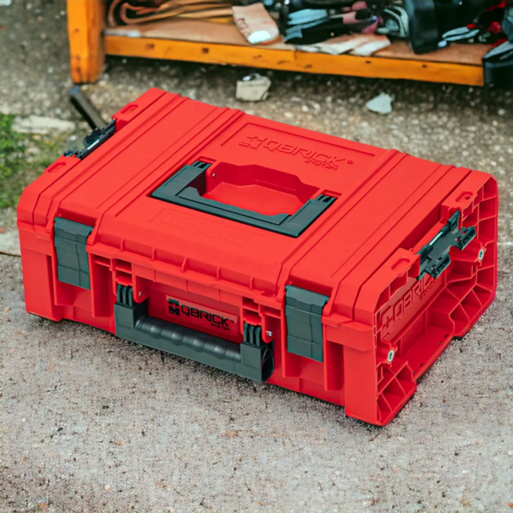 Qbrick System PRO Technik Case 2.0 RED ULTRA HD Niestandardowa walizka narzędziowa 450 x 332 x 171 mm 12 litrów sztaplowan...
