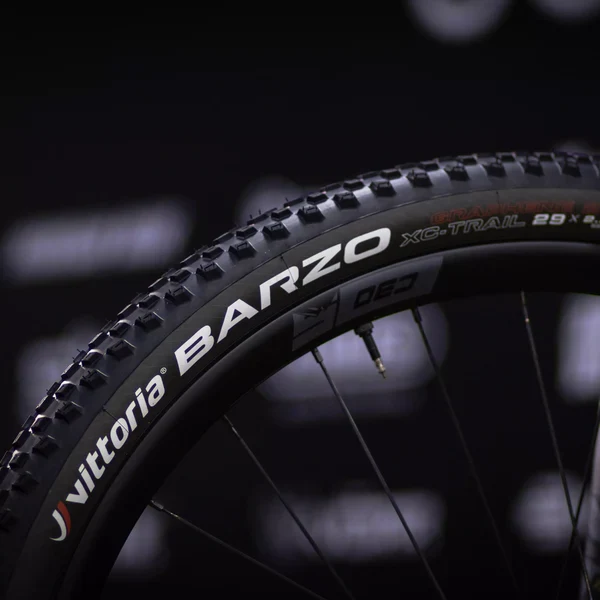 Opona VITTORIA BARZO XC TRAIL 26x2.25 4C Graphene 2.0 Soft Black/Grey
