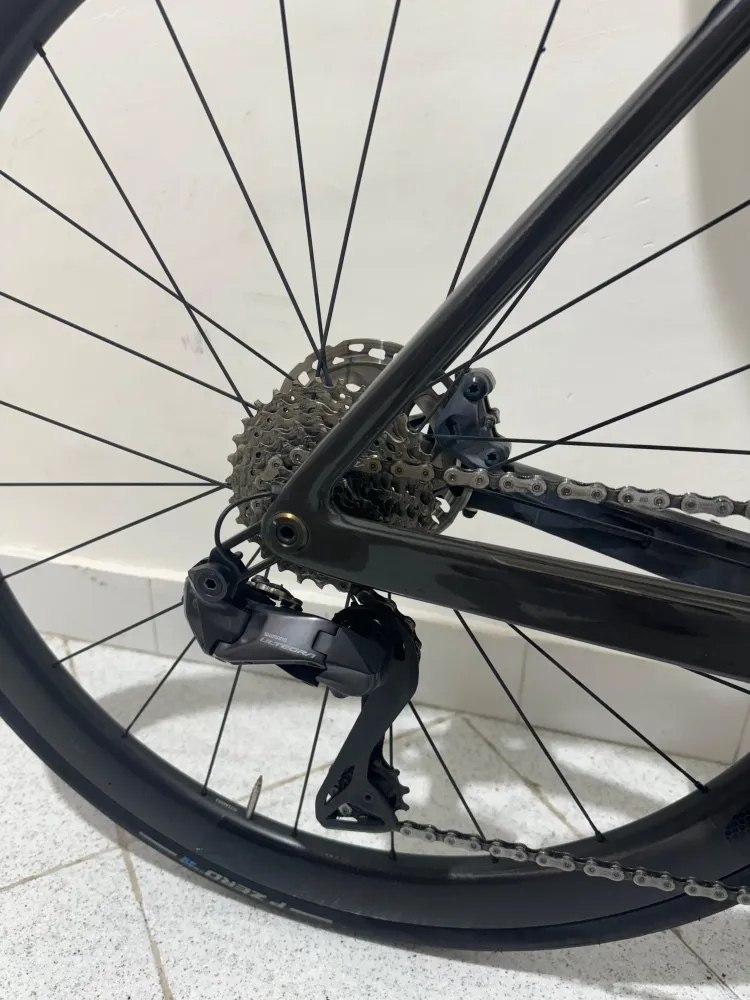 Scott Dodaj rozmiar RC Ultegra DI2 L - Używany