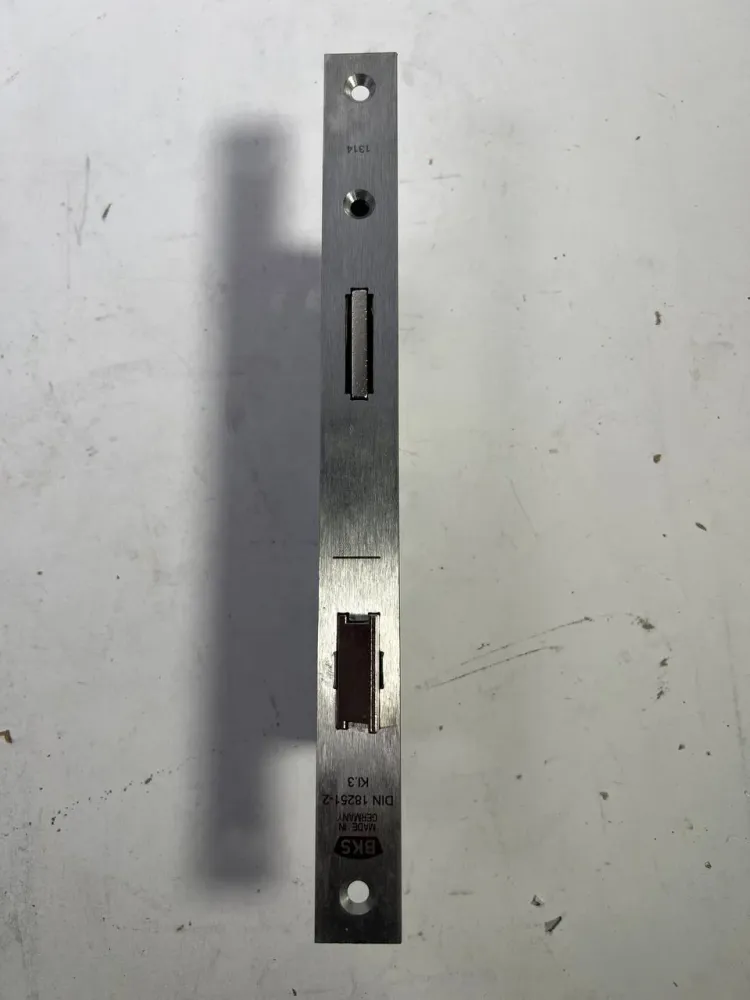 Zamek wpuszczany ramowy rurowy BKS B 1314 PZ 24/45/92/8 mm DIN lewy/prawy ( 3000253049 )